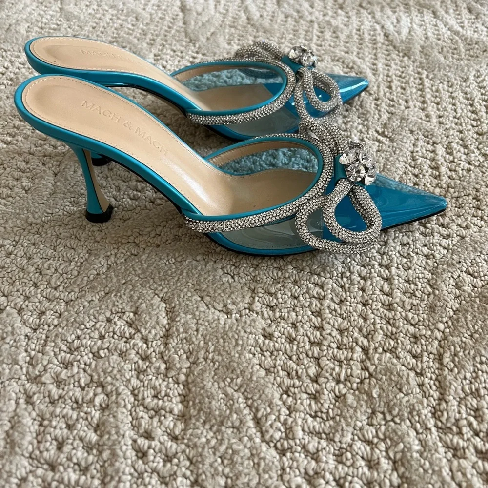 Mach & Mach double bow crystal embellished pvc pumps. Size 7. Blue. New - Picture 4 of 6